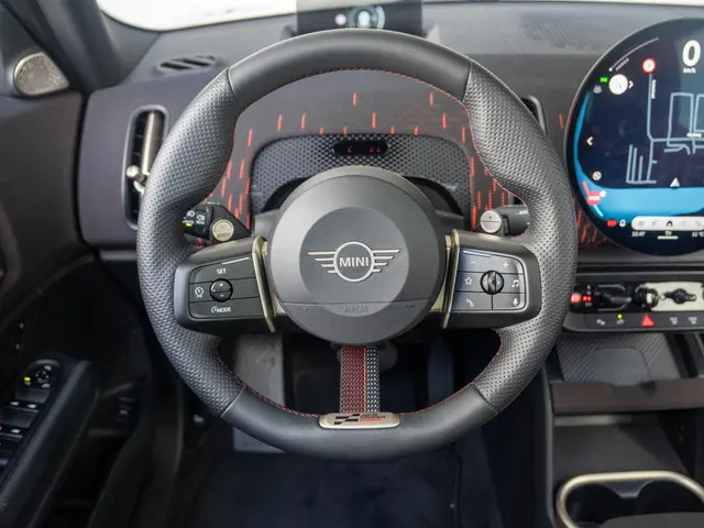 MINI Countryman C 2025 Benzine 7