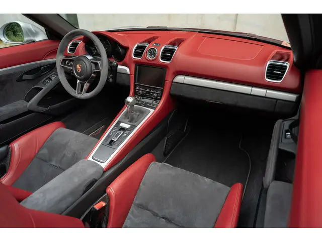 Porsche Boxster Spyder 3.8 2016 Benzine 31