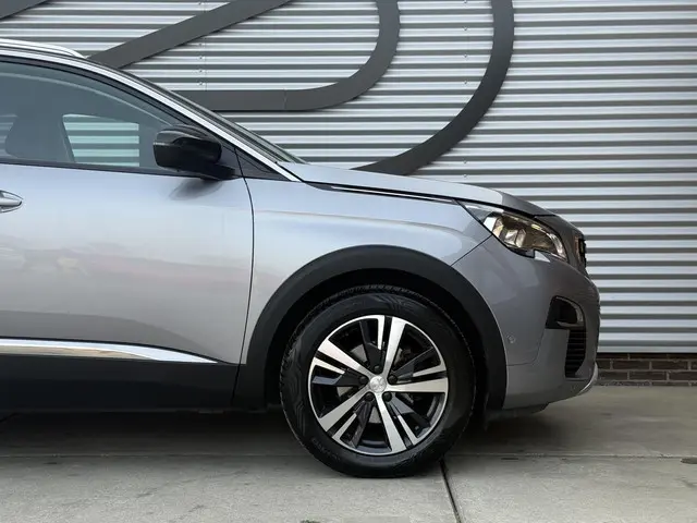 Peugeot 3008 1.2 PureTech Allure 2019 Benzine 10