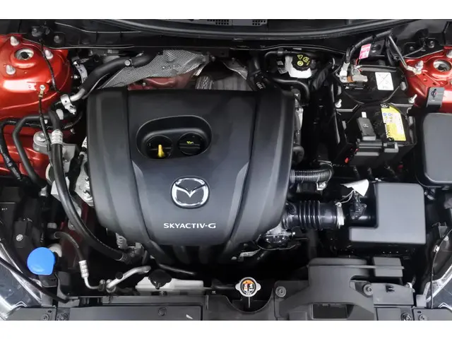 Mazda 2 1.5 90pk Automaat Signature 2020 Benzine 39