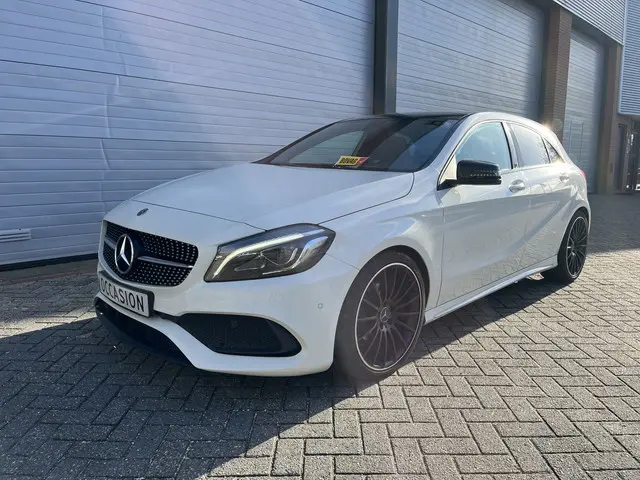 Mercedes-Benz A-Klasse 180 Ambition 2017 Benzine 39