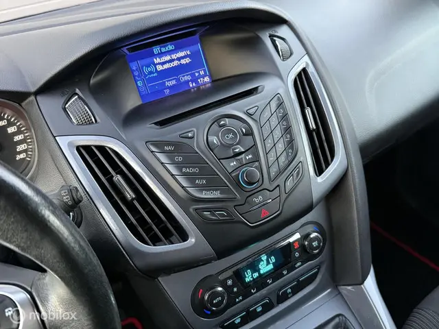 Ford Focus Wagon 1.0 EcoBoost Titanium 2013 Benzine 10