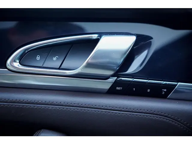 Porsche Panamera 3.0 4S 2013 Benzine 37