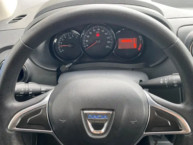 Dacia Lodgy 1.6 SCe 7p. 2019 Benzine 9