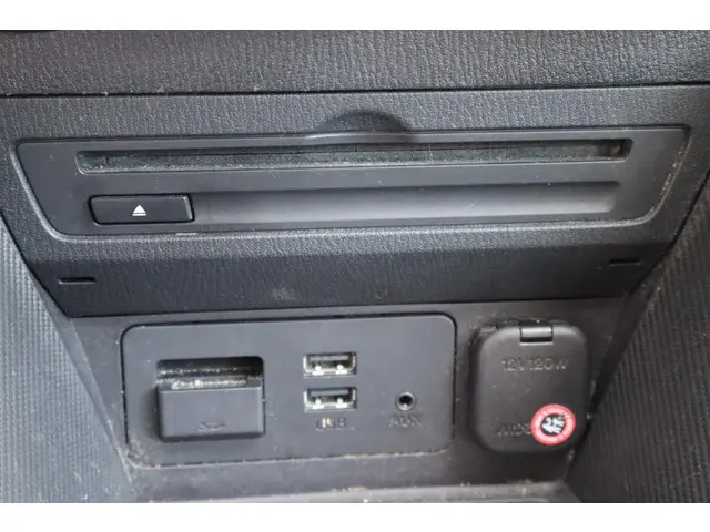 Mazda 2 1.5 Skyactiv-G GT-M 2015 Benzine 28