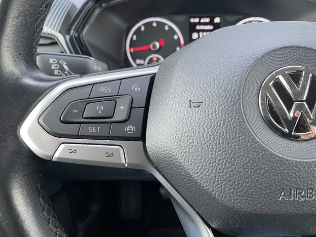 Volkswagen T-Cross 1.0 TSI Life 2019 Benzine 19