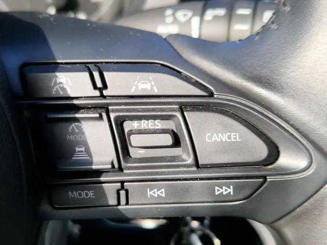 Mazda 2 Hybrid 1.5 Centre-line 2025 Hybride Benzine 9