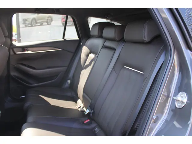 Mazda 6 2.5 SkyActiv-G 194 Signature 2021 Benzine 25