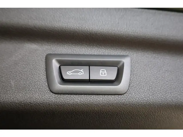 BMW 2 Serie Active Tourer 223i xDrive 2024 Benzine 32