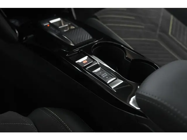 Peugeot 2008 PureTech 130 EAT8 GT 2024 Benzine 42