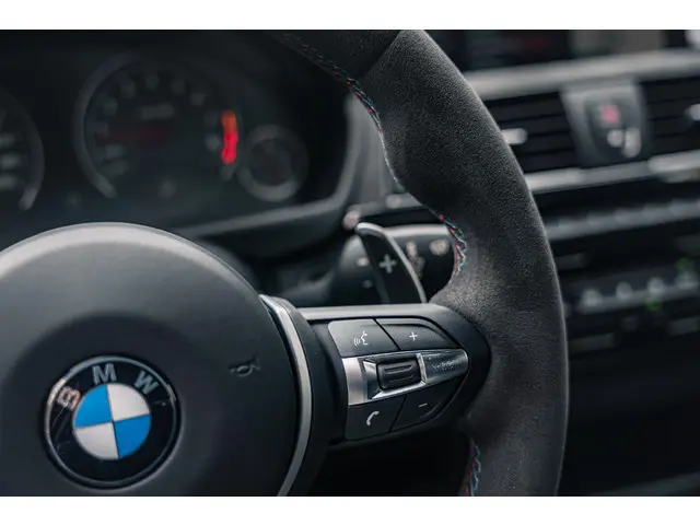 BMW M4 4-serie Coupé GTS 2016 Benzine 34