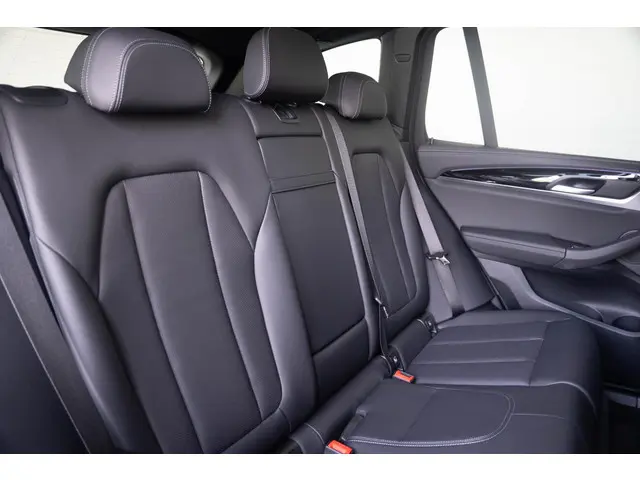 BMW iX3 Executive 80 kwh 2022 Elektrisch 10