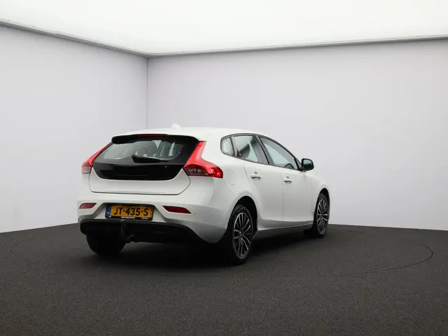 Volvo V40 2.0 T2 Nordic+ 2016 Benzine 20