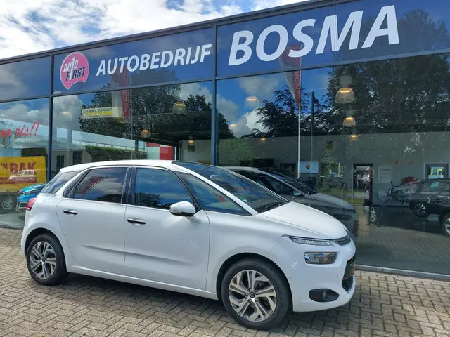 Citroën C4 Picasso 1.2 PureTech Intensive 2015 Benzine 8