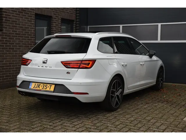 SEAT Leon ST 2.0 TSI FR Business Intense 2019 Benzine 34