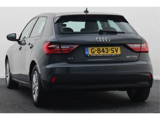 Audi A1 Sportback 25 TFSI Pro Line 2019 Benzine 17