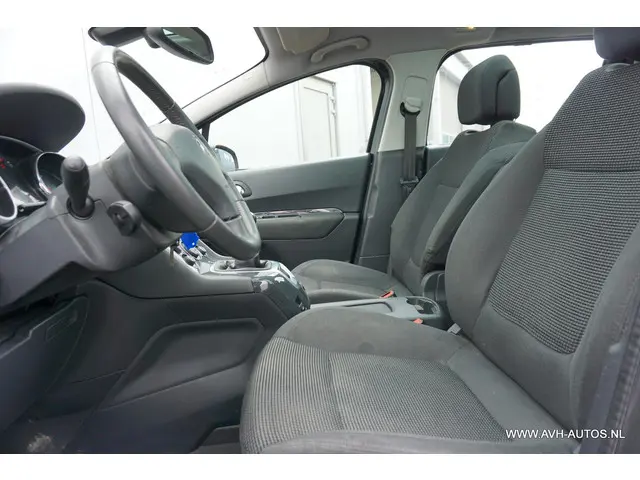 Peugeot 5008 1.6 THP Active 5 - persoons! 2013 Benzine 6