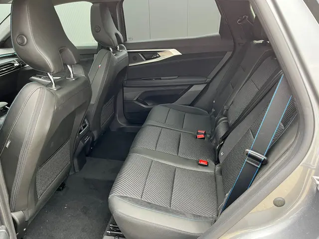 Renault Espace esprit Alpine 2025 Hybride Benzine 11
