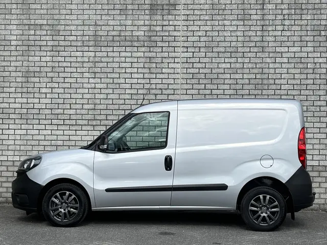 Fiat Doblò Cargo 1.6 MJ L1H1 2022 Diesel 15