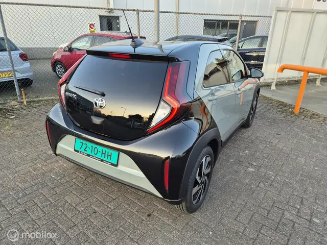 Toyota Aygo X 1.0 VVT-i MT Pulse 2024 Benzine 6