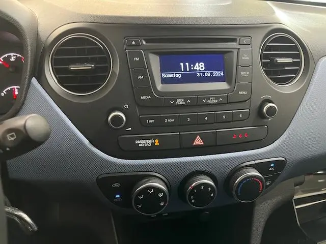 Hyundai i10 1.0i i-Motion Comfort 2015 Benzine 10