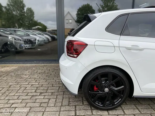 Volkswagen Polo 2.0 TSI GTI 2019 Benzine 11