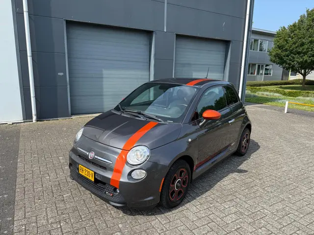 Fiat 500e 2