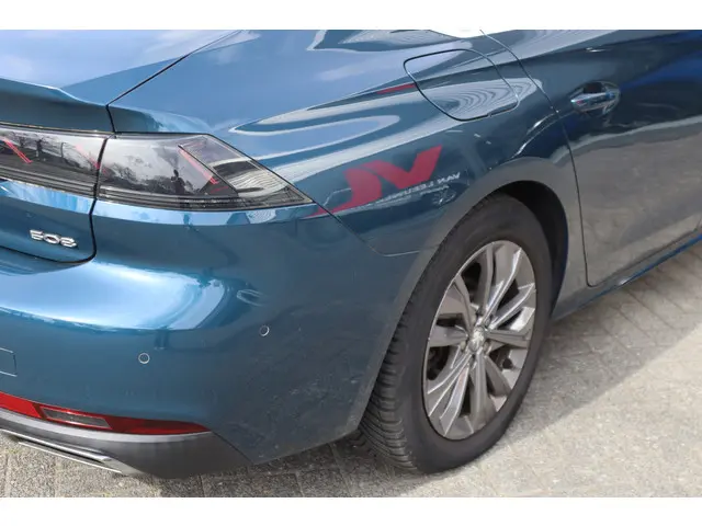 Peugeot 508 1.5 BlueHDI Blue Lease Allure 2018 Diesel 32