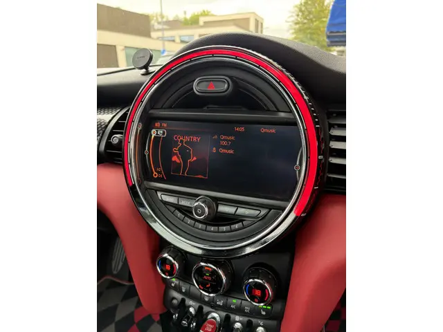 MINI Cooper Mini 2.0 John Works Chili 2016 Benzine 17