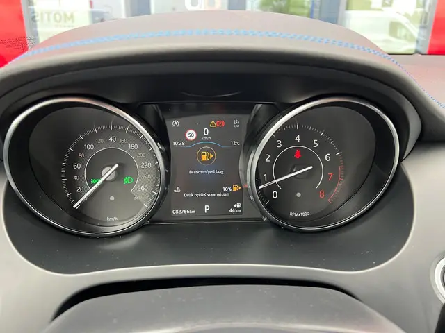 Jaguar E-PACE 2.0 P250 AWD R-Dynamic 2019 Benzine 15