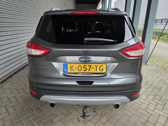 Ford Kuga 1.5 Titanium Styling Pack 2016 Benzine 13
