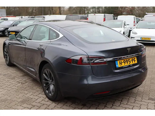 Tesla Model S Performance 2020 Elektrisch 8