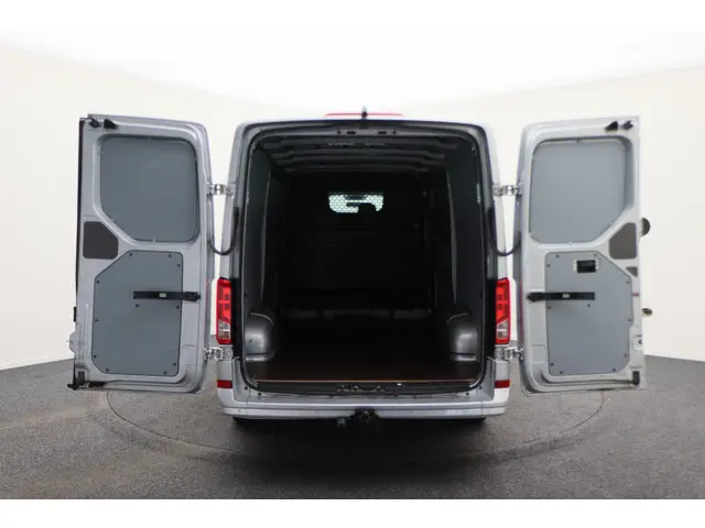 Volkswagen Crafter 30 2.0 TDI L3H2 2018 Diesel 16