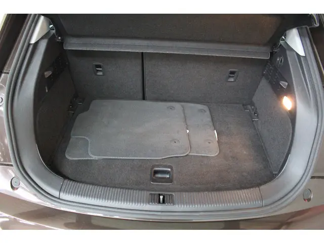 Audi A1 Sportback 1.4 TFSI Pro Line 2012 Benzine 5