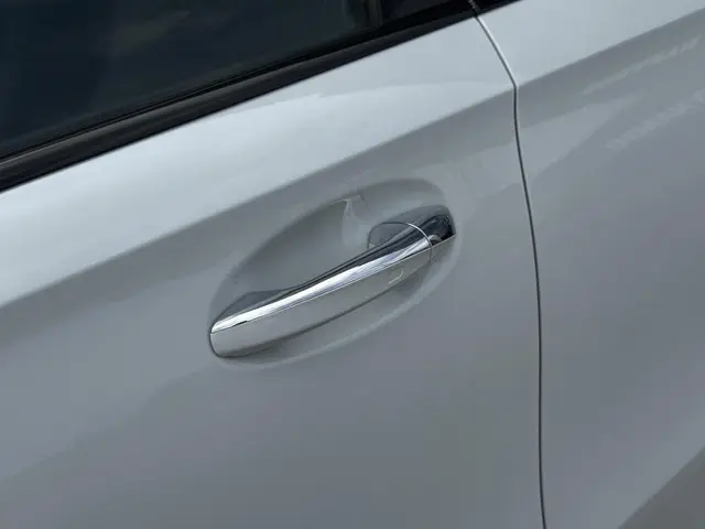 Mercedes-Benz A-Klasse 200 2018 Benzine 25