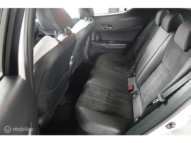 Toyota C-HR 2.0 HYBRID GR-Sport 2021 Hybride Benzine 8