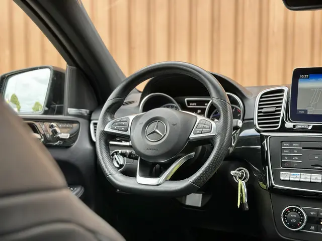 Mercedes-Benz GLE Coupé AMG 43 4MATIC 2019 Benzine 16