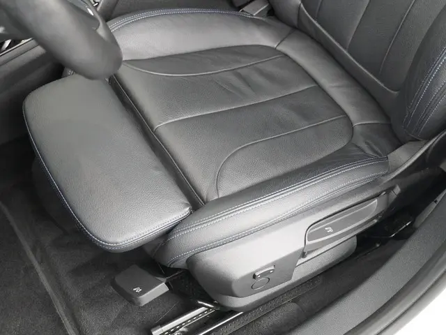 BMW 1 Serie 118i 2024 Benzine 13