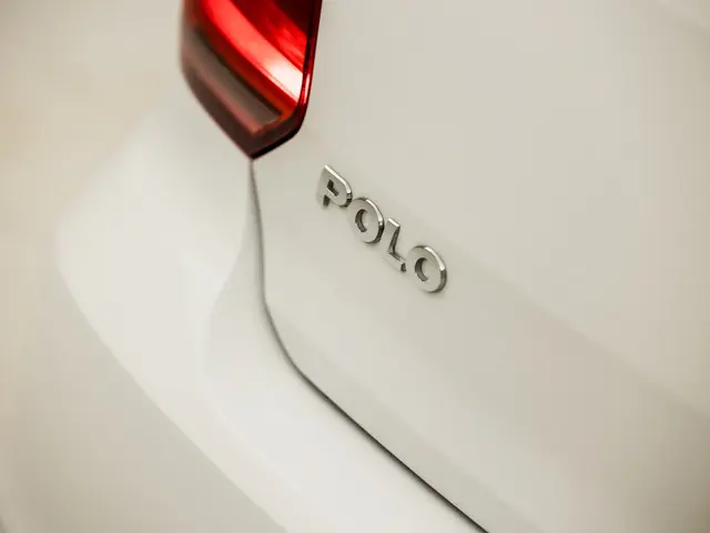 Volkswagen Polo 1.0 Sportline 2015 Benzine 26