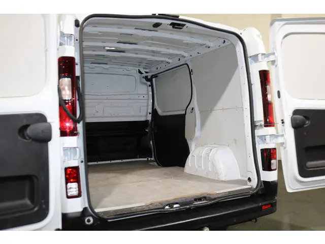 Renault Trafic 2.0 dCi 110pk Airco 2023 Diesel 10