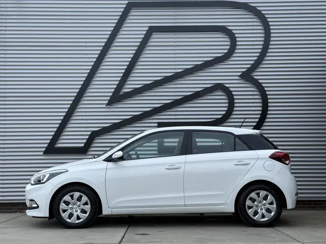 Hyundai i20 1.0 T-GDI Comfort 2018 Benzine 4