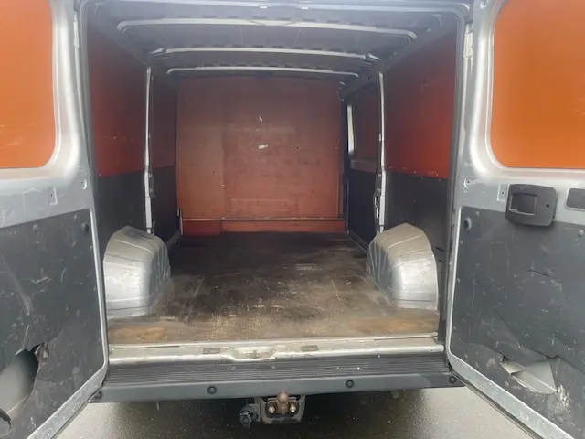 Citroën Jumper 30 2.2 HDI L2H2 Ec. 2013 Diesel 19