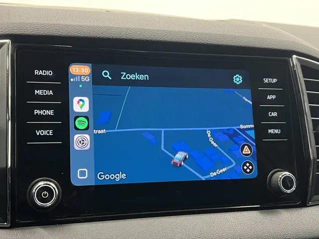 Škoda Karoq 1.0 TSI Business Edition 2019 Benzine 29