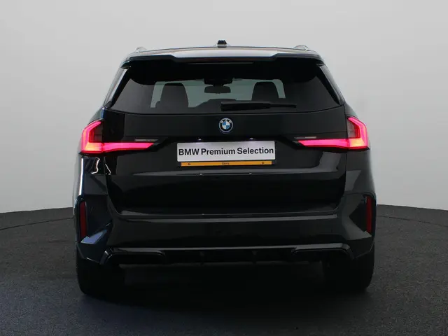 BMW X1 xDrive25e 2023 Hybride Benzine 5
