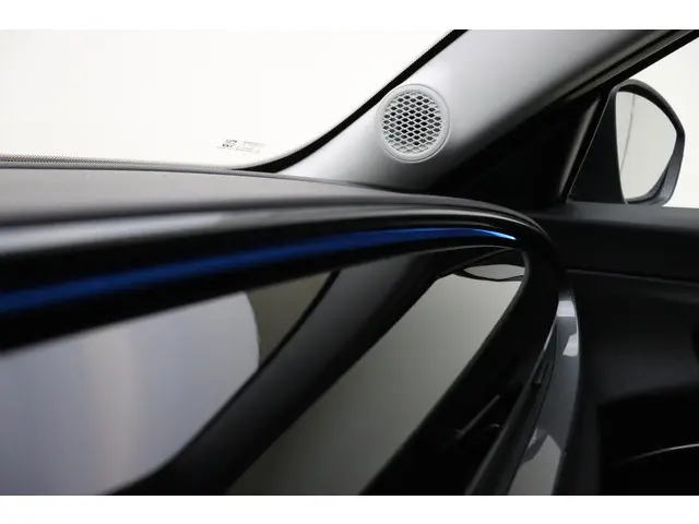 Fiat 600 1.2 Hybrid Black Edition 2025 Benzine 29