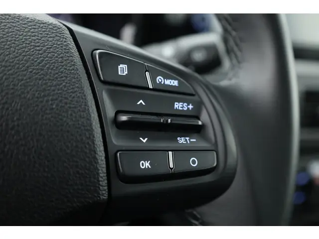 Hyundai i10 1.0 Comfort 5-zits 2022 Benzine 12