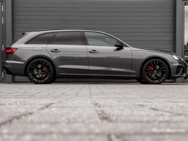 Audi A4 Avant 45 TFSI Quattro S-Line 2020 Benzine 18