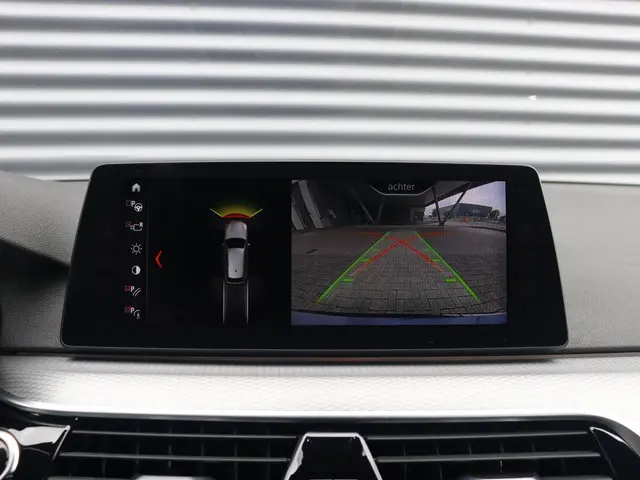 BMW 5 Serie Touring 520i 2017 Benzine 35