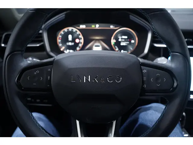 Lynk & Co 01 1.5 2023 Hybride Benzine 20