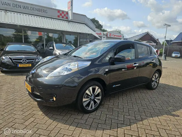Nissan Leaf Tekna 24 kWh 2013 Elektrisch 2